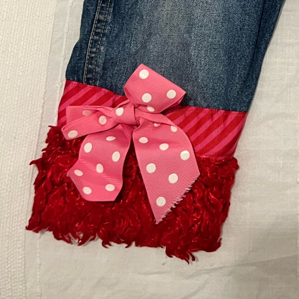 Adorable 12mo Hand Embellished Santa Jean Overalls - Picture 4 of 6